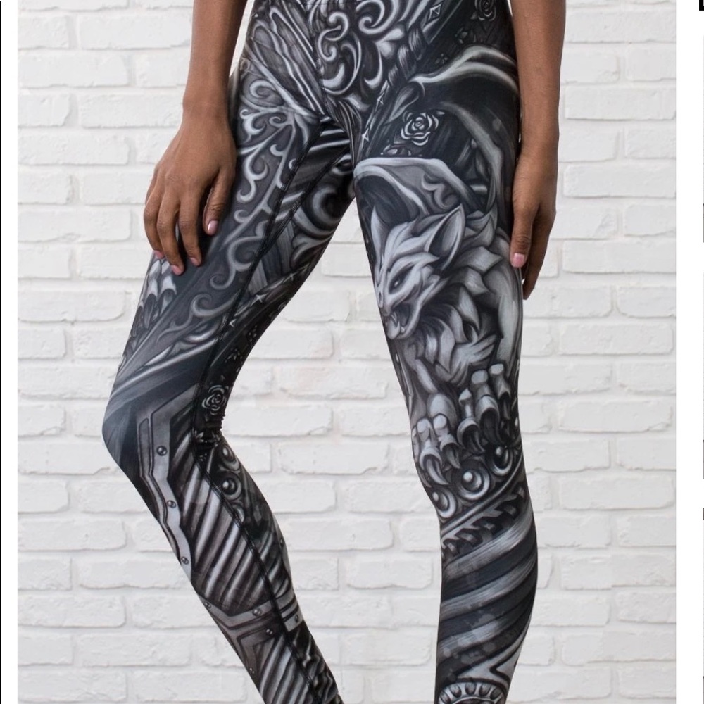 Monochrome Gothic Tattoo Print Leggings - Black